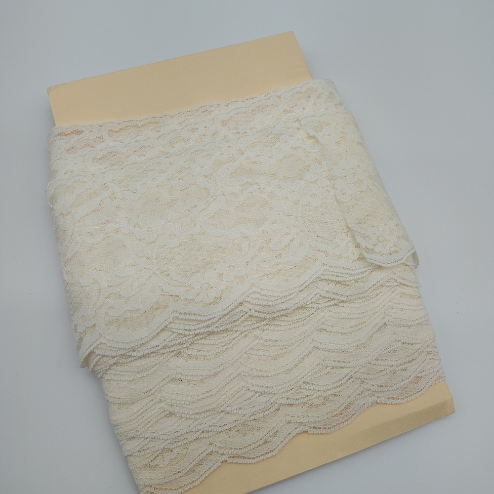 Vintage French Calais Leavers Lace 14-Yards 3.75in Bridal Couture Scalloped - Picture 2 of 6
